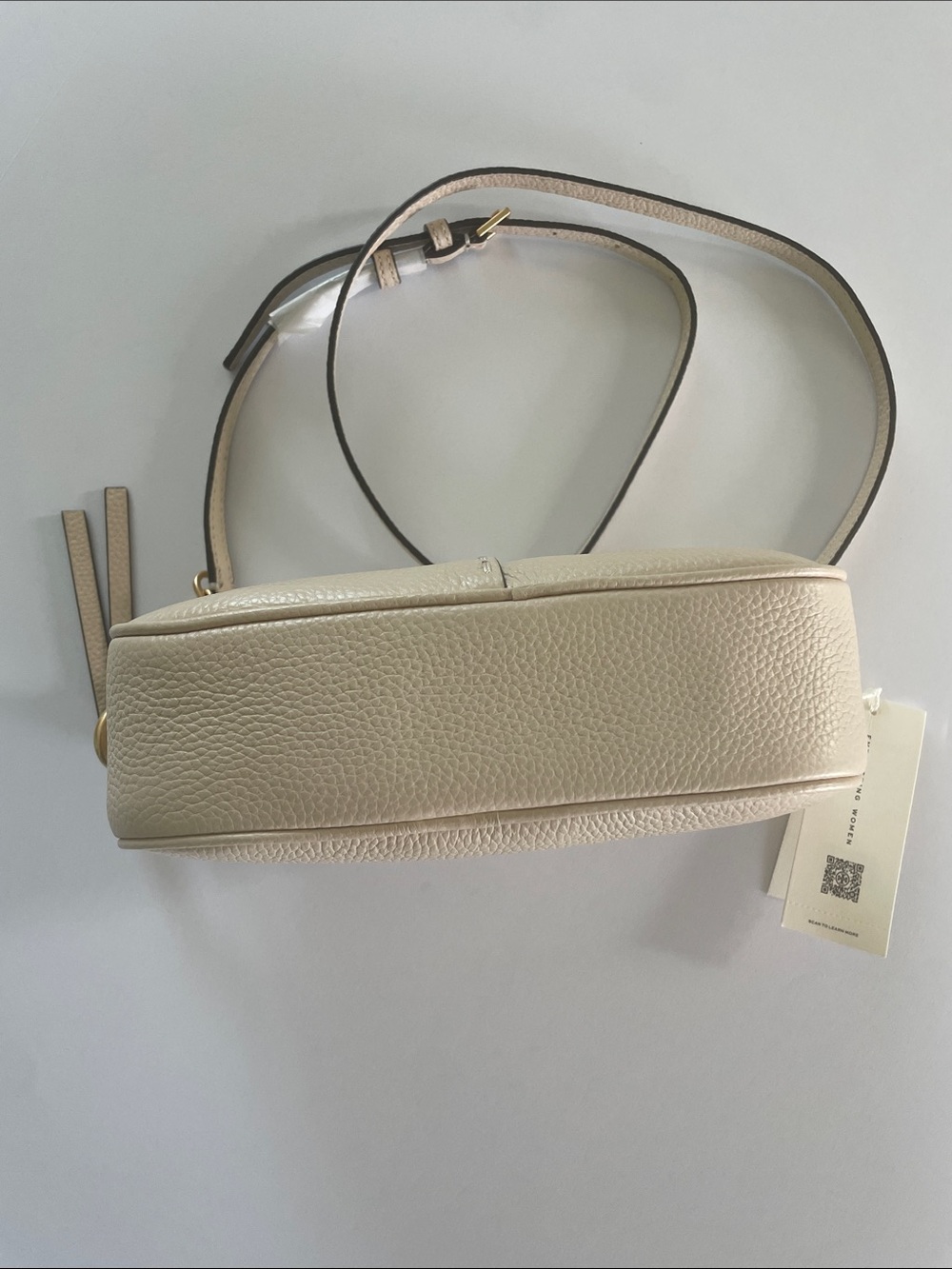 NWT Tory Burch McGraw Camera Bag Pebbled Leather Crossbody Brie color - Picture 7 of 12